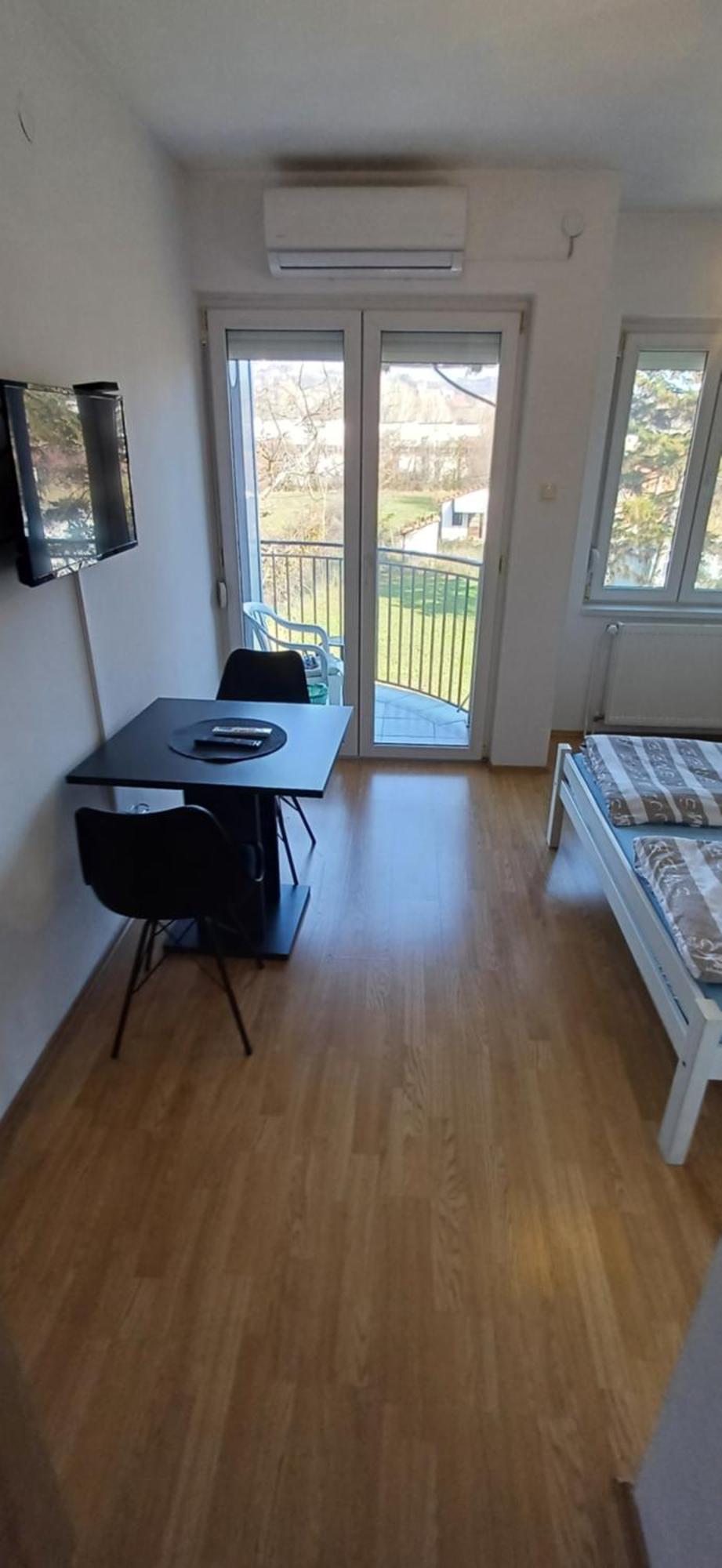 Apartament Sobe Olga Čačak Zewnętrze zdjęcie